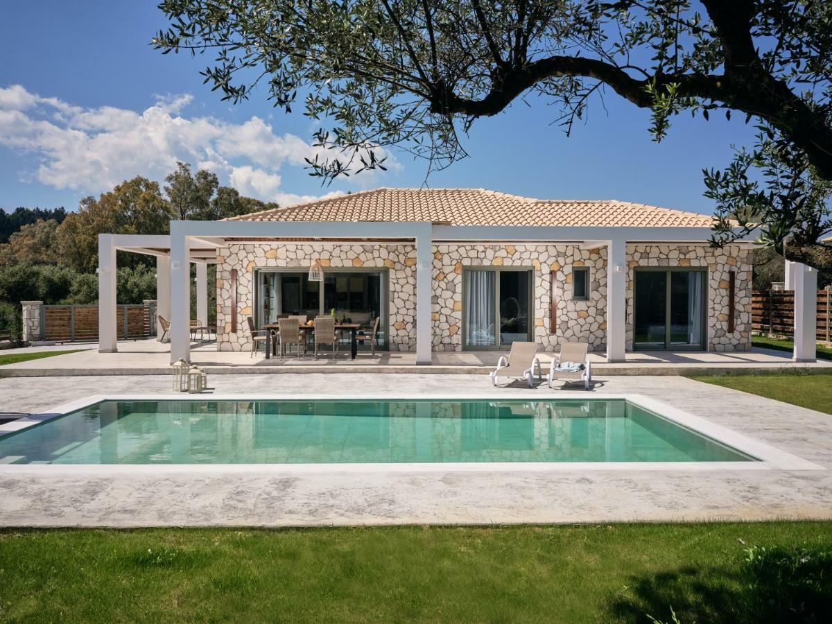 Gerakas Luxury Villas วาซิลิคอส ภายนอก รูปภาพ